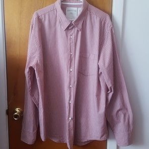 Aeropostale Men's Stripes Long Sleeve Shirt.